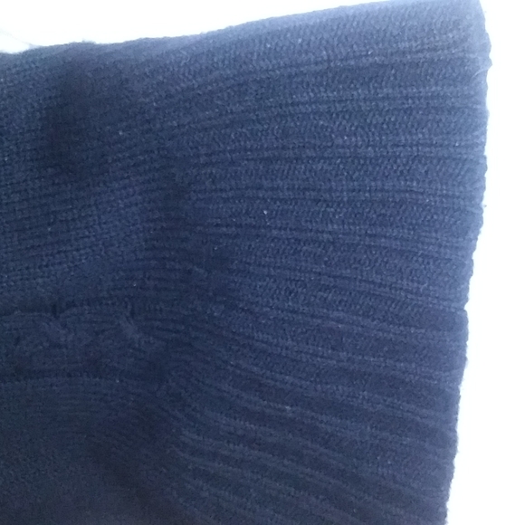 Soft Cashmere Pullover Turtleneck Sweater Sleeveless Sweater in Black, Sz: M. - Picture 8 of 9